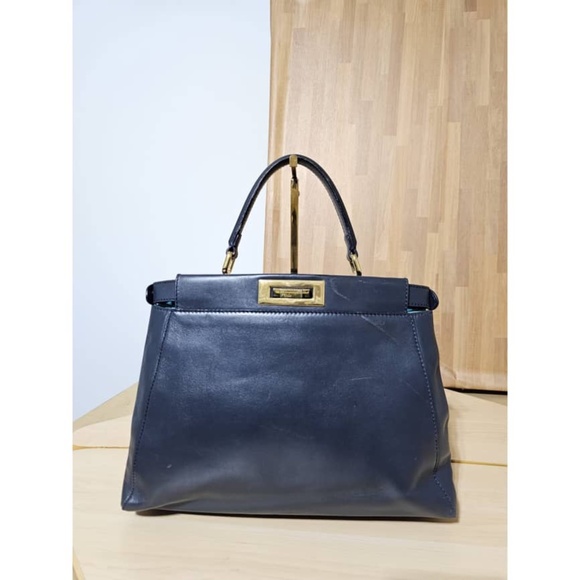 Authentic Fendi Peekaboo Normal Bag Deep Navy Blue - Picture 3 of 14